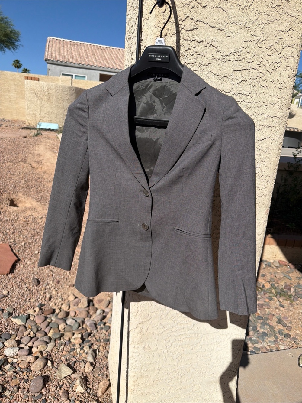 Theory Women Gray  Collared Button Blazer Long Sleeve Size 0 Euc AA